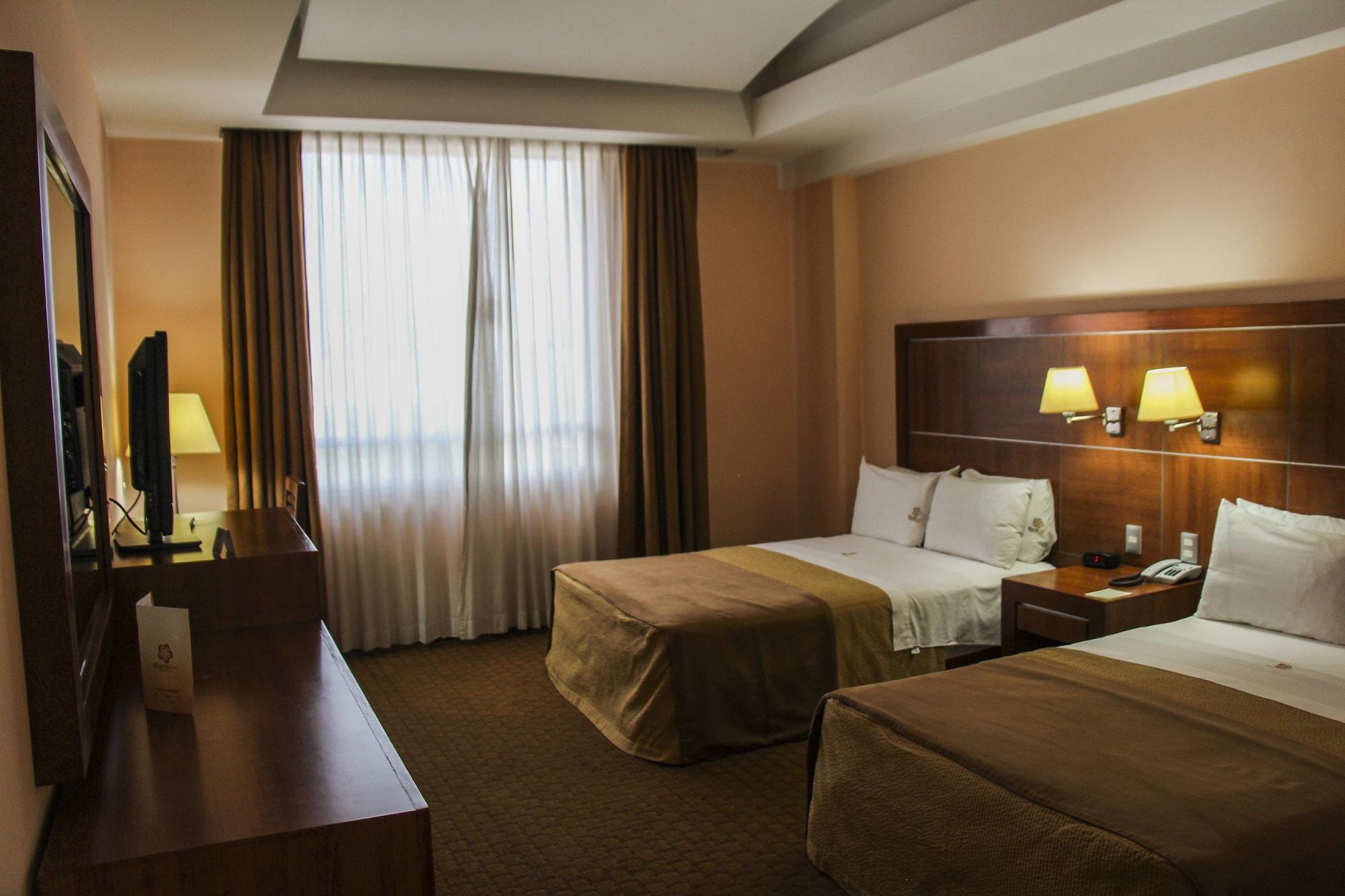 Hotel Soleil Business Class Celaya Exterior foto